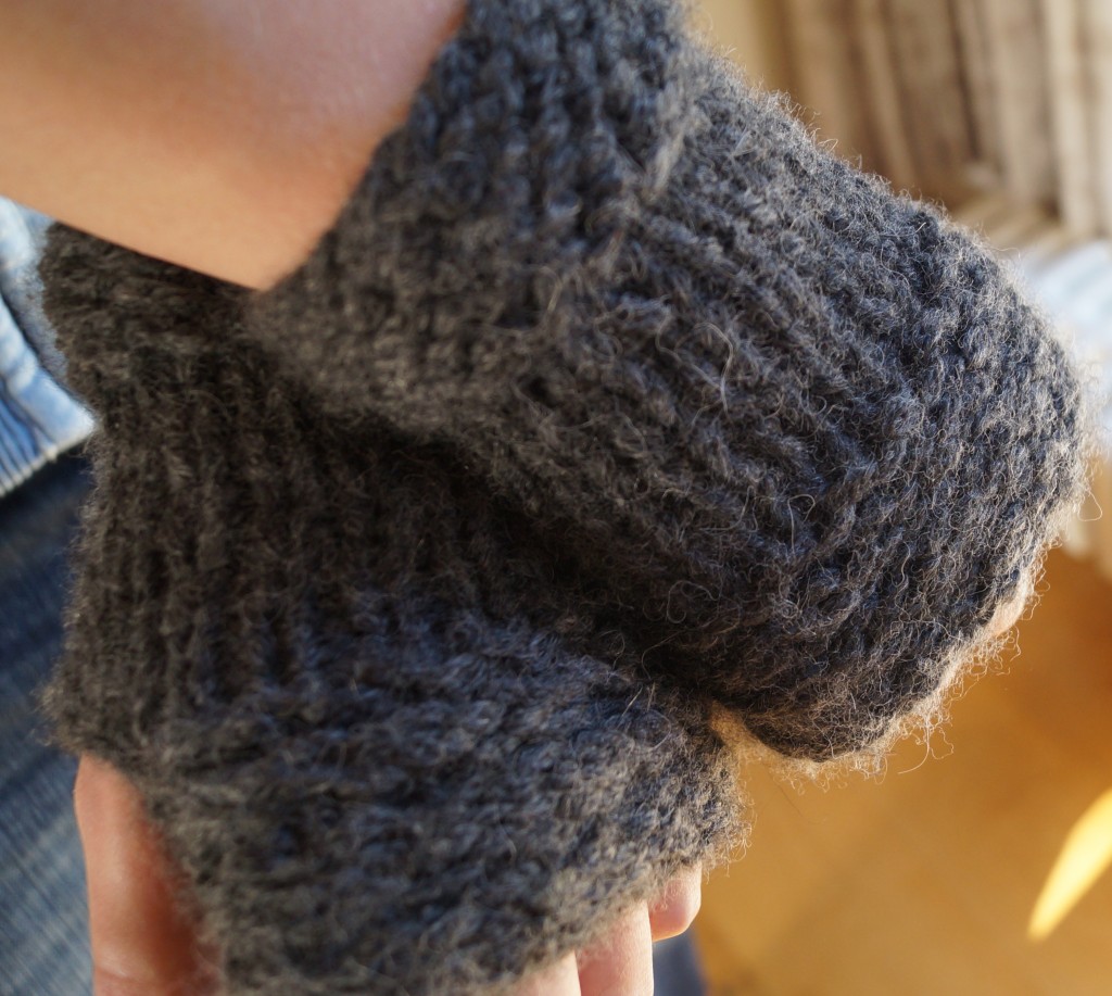Joshs mittens - free knitting pattern Shortrounds